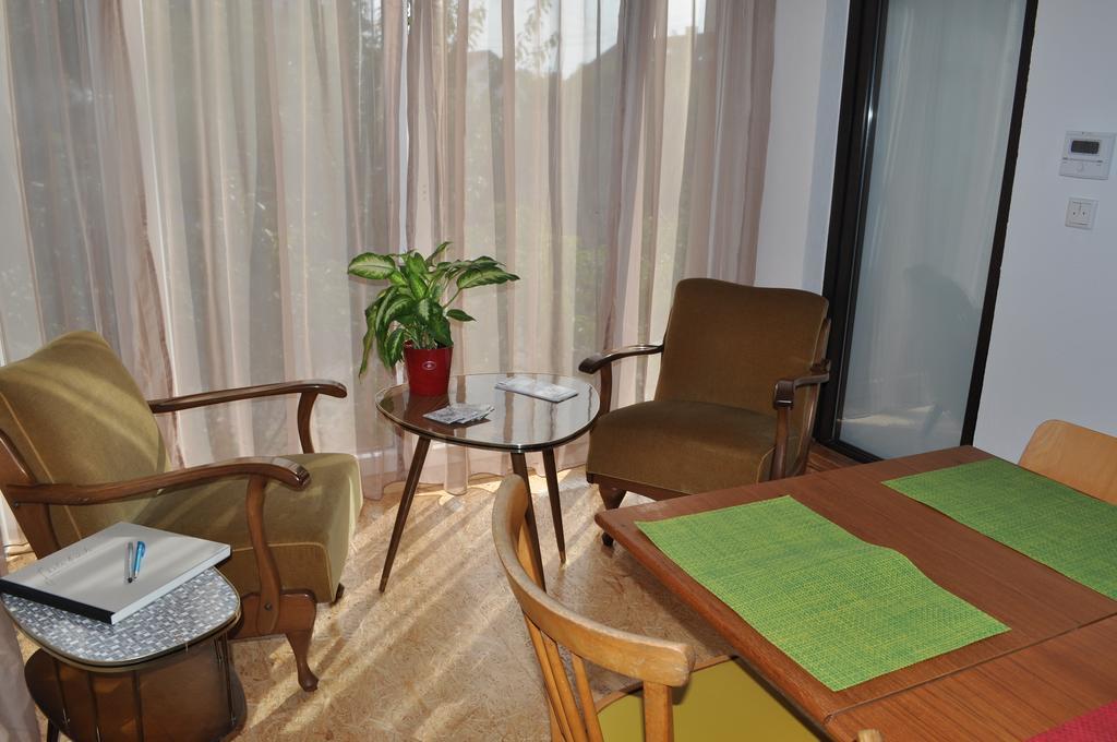 Punkrock Harbour Pension Baehr Καρλσρούη Εξωτερικό φωτογραφία